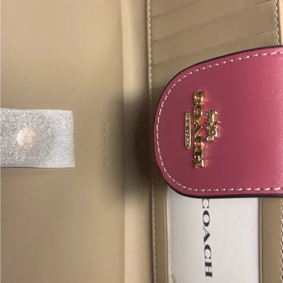Coach Tan and Pink Heart Print Rowen Satchel and matching wallet - Picture 4 of 8